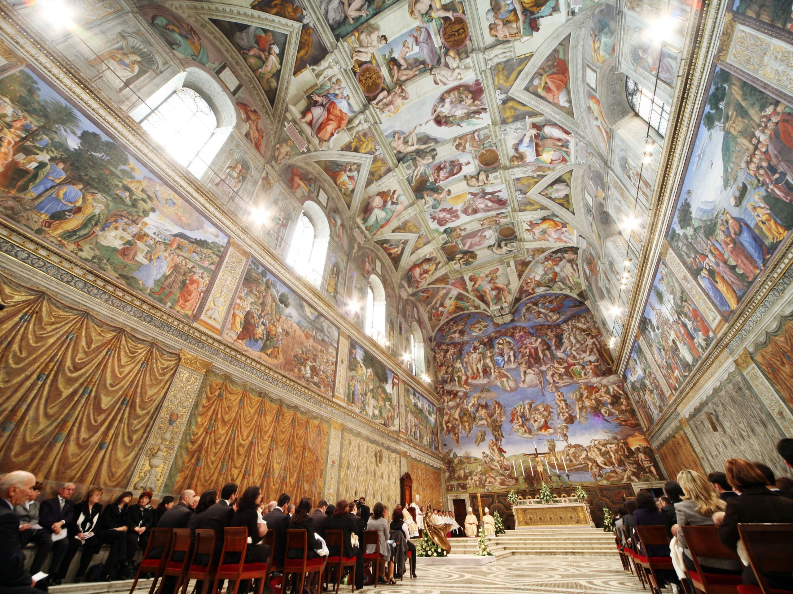 Siapa yang Melukis Kapel Besar Yang Ada Di Kota Vatikan?